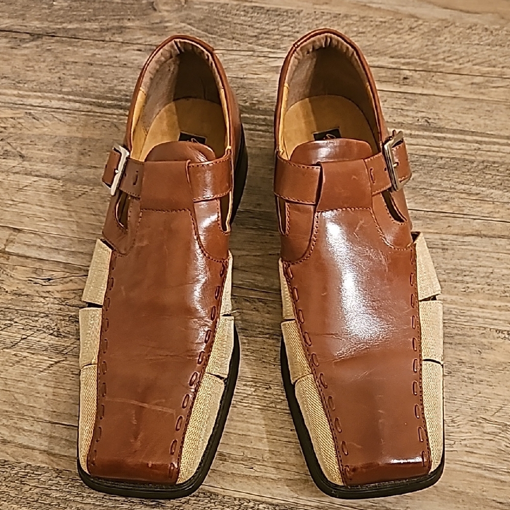Brown Slip-On Loafers with Smooth Leather and Square Toe